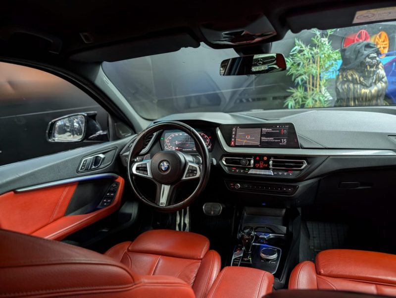 BMW SERIE 1 F40 M135i xDrive 306 CH 