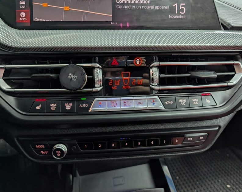 BMW SERIE 1 F40 M135i xDrive 306 CH 