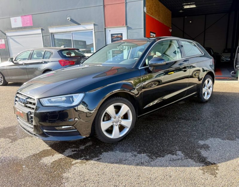AUDI A3 1.6 TDI 110CH  AMBITION LUXE TOIT PANORAMIQUE 2014