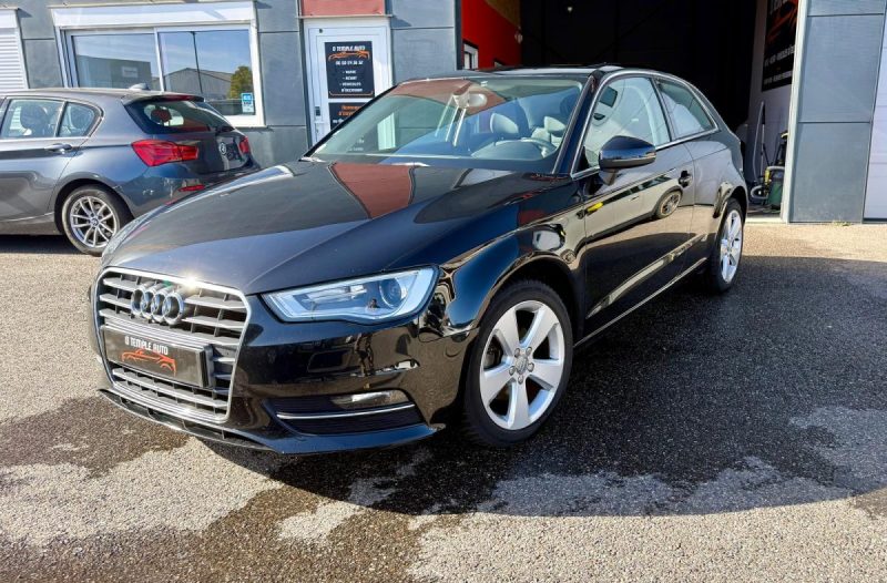 AUDI A3 1.6 TDI 110CH  AMBITION LUXE TOIT PANORAMIQUE 2014