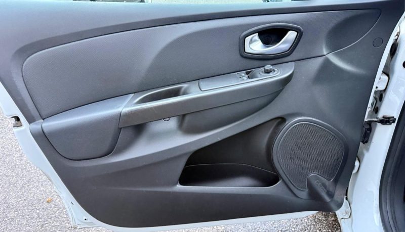 RENAULT CLIO IV 1.2 16V 75CH ZEN 