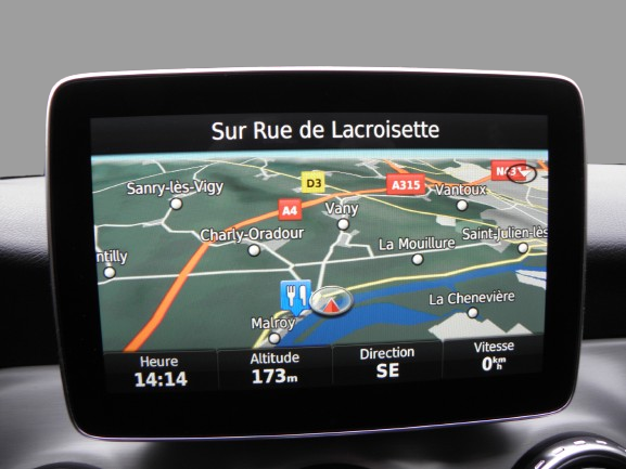 MERCEDES GLA 180 AMG LINE 2015