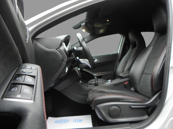 MERCEDES GLA 180 AMG LINE 2015