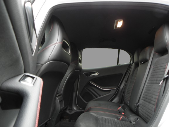 MERCEDES GLA 180 AMG LINE 2015