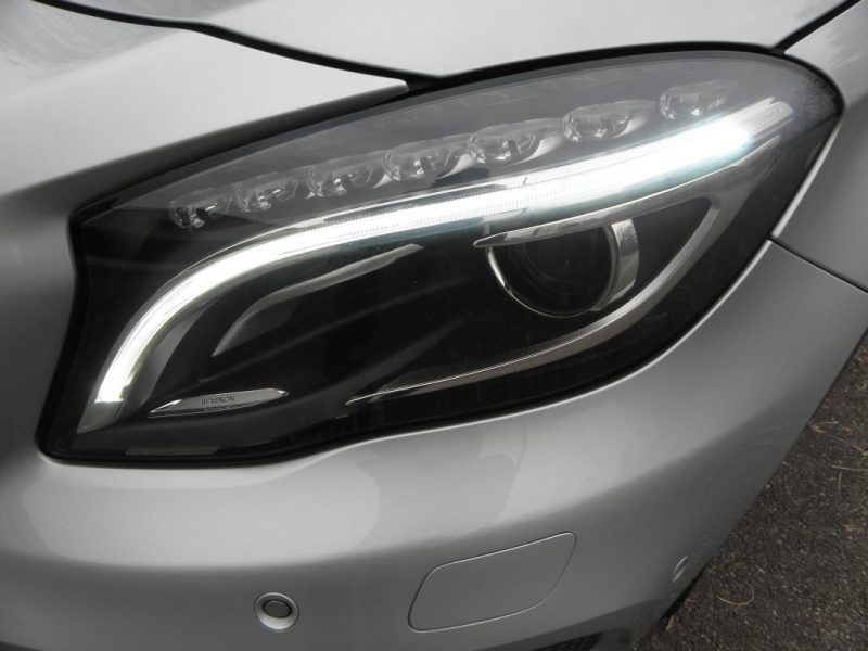 MERCEDES GLA 180 AMG LINE 2015