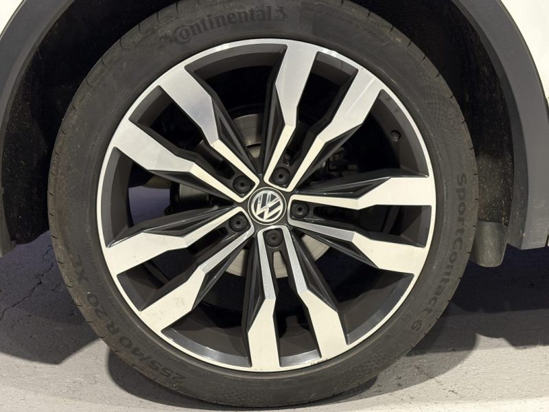 Volkswagen Tiguan  2.0 TDI 150ch  R-LINE - Sellerie cuir - boite automatique -fuLL LED 