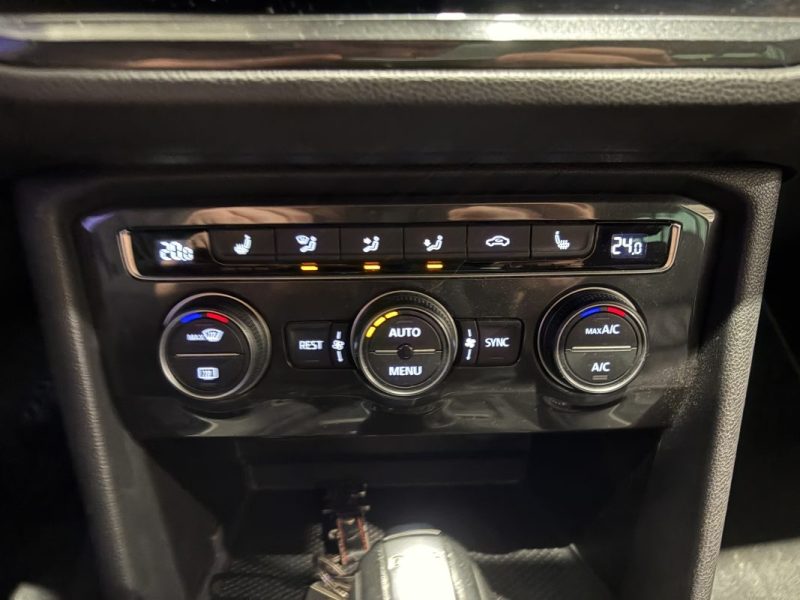 Volkswagen Tiguan  2.0 TDI 150ch  R-LINE - Sellerie cuir - boite automatique -fuLL LED 