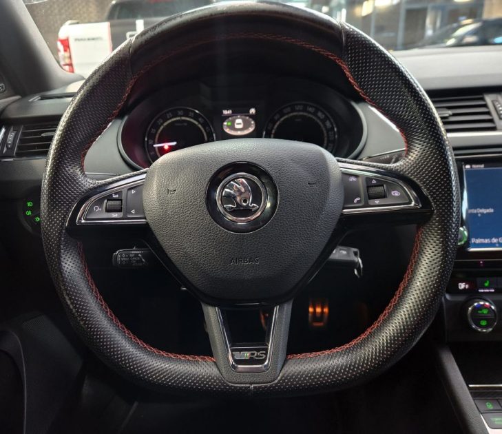 SKODA OCTAVIA RS 2.0 TDI 184 PANO*ACC*CUIR*GPS*XENON*