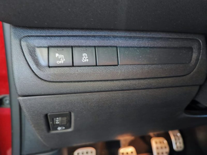 PEUGEOT 208 1.6 THP 200CH GTI 3P 2013