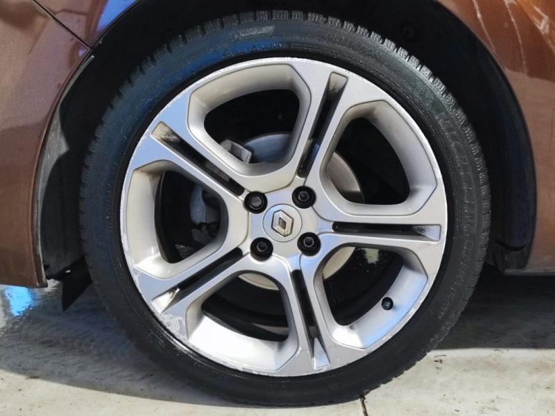 RENAULT CLIO IV 0.9 TCE 90CH ENERGY GT-LINE ECO² 2015