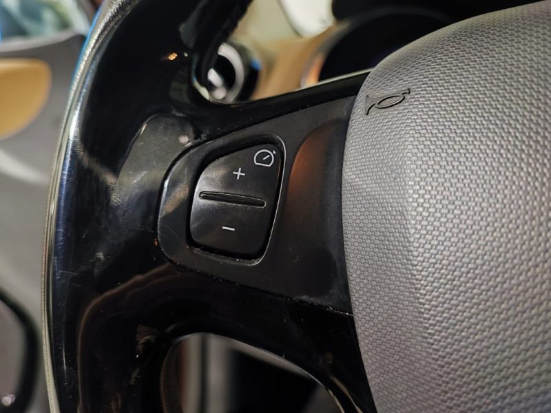 RENAULT CLIO IV 0.9 TCE 90CH ENERGY GT-LINE ECO² 2015