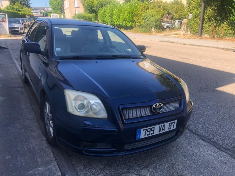 TOYOTA AVENSIS 177 D-4D CLEAN POWER 2006