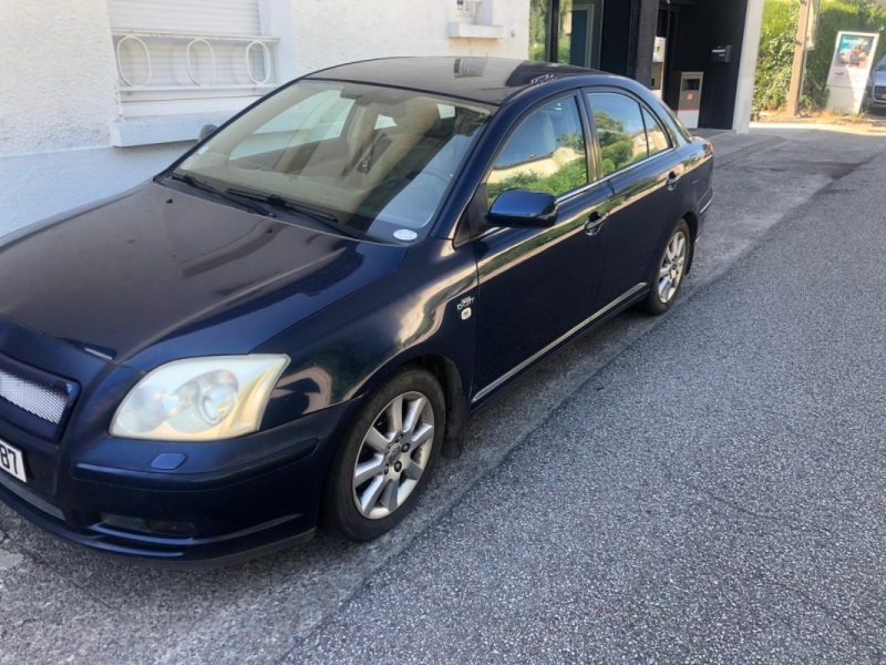 TOYOTA AVENSIS 177 D-4D CLEAN POWER 2006