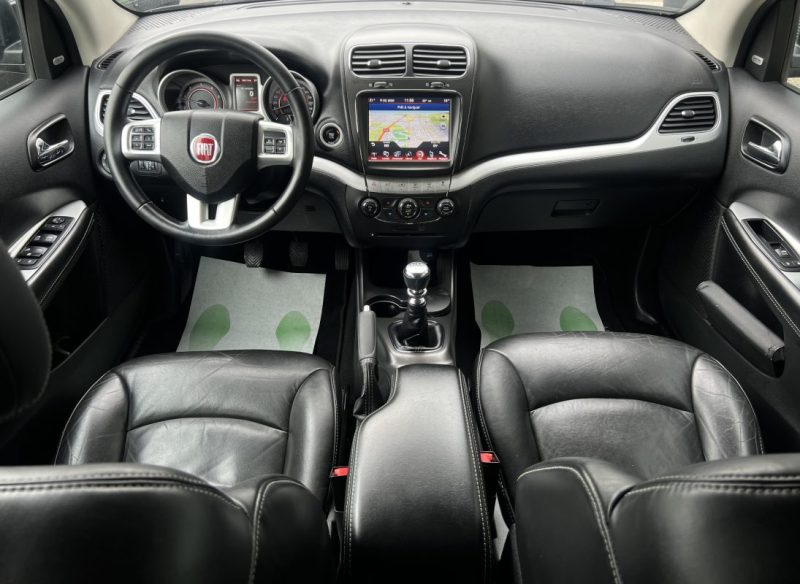 FIAT FREEMONT 2.0 MULTIJET 170 Cv 4x2 CUIR GPS CAMERA 7 PLACES SON ALPINE 88 500 Km - GARANTIE 1 AN