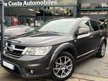 FIAT FREEMONT 2.0 MULTIJET 170 Cv 4x2 CUIR GPS CAMERA 7 PLACES SON ALPINE 88 500 Km - GARANTIE 1 AN