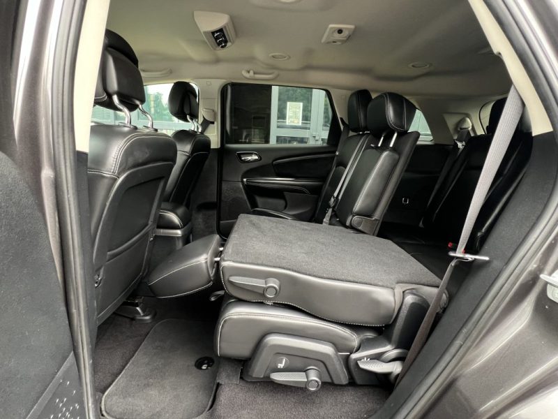 FIAT FREEMONT 2.0 MULTIJET 170 Cv 4x2 CUIR GPS CAMERA 7 PLACES SON ALPINE 88 500 Km - GARANTIE 1 AN