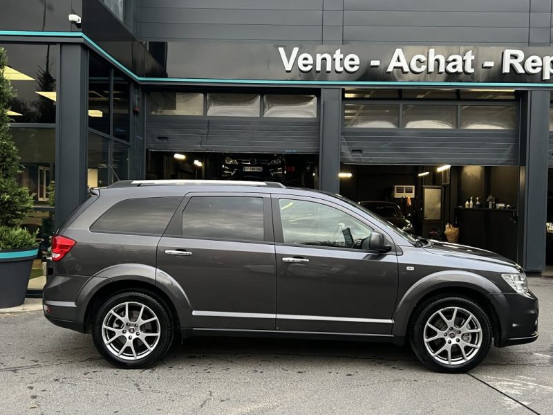 FIAT FREEMONT 2.0 MULTIJET 170 Cv 4x2 CUIR GPS CAMERA 7 PLACES SON ALPINE 88 500 Km - GARANTIE 1 AN