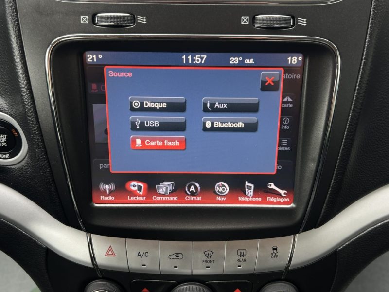 FIAT FREEMONT 2.0 MULTIJET 170 Cv 4x2 CUIR GPS CAMERA 7 PLACES SON ALPINE 88 500 Km - GARANTIE 1 AN