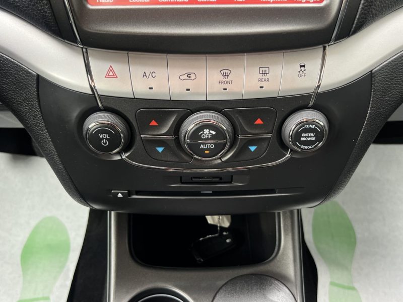 FIAT FREEMONT 2.0 MULTIJET 170 Cv 4x2 CUIR GPS CAMERA 7 PLACES SON ALPINE 88 500 Km - GARANTIE 1 AN