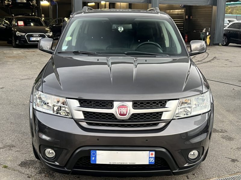 FIAT FREEMONT 2.0 MULTIJET 170 Cv 4x2 CUIR GPS CAMERA 7 PLACES SON ALPINE 88 500 Km - GARANTIE 1 AN