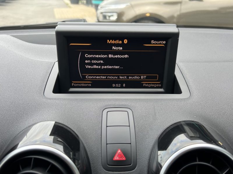 AUDI A1 SPORTBACK AMBITION LUXE 1.6 TDI 90 Cv 1ERE MAIN / BOITE AUTOMATIQUE 5 PORTES - GARANTIE 1 AN