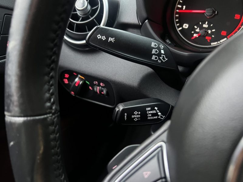 AUDI A1 SPORTBACK AMBITION LUXE 1.6 TDI 90 Cv 1ERE MAIN / BOITE AUTOMATIQUE 5 PORTES - GARANTIE 1 AN