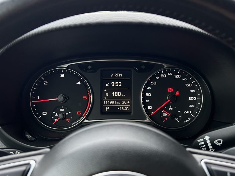 AUDI A1 SPORTBACK AMBITION LUXE 1.6 TDI 90 Cv 1ERE MAIN / BOITE AUTOMATIQUE 5 PORTES - GARANTIE 1 AN