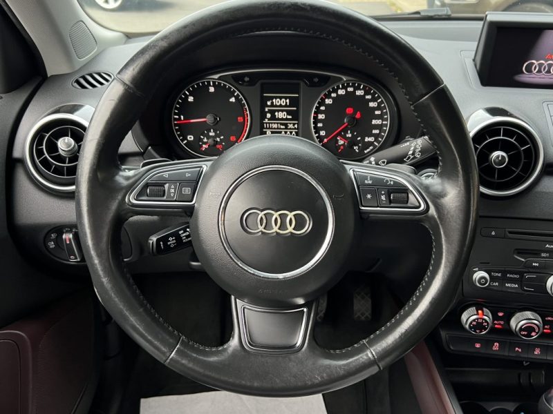 AUDI A1 SPORTBACK AMBITION LUXE 1.6 TDI 90 Cv 1ERE MAIN / BOITE AUTOMATIQUE 5 PORTES - GARANTIE 1 AN