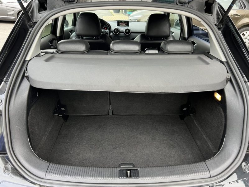 AUDI A1 SPORTBACK AMBITION LUXE 1.6 TDI 90 Cv 1ERE MAIN / BOITE AUTOMATIQUE 5 PORTES - GARANTIE 1 AN