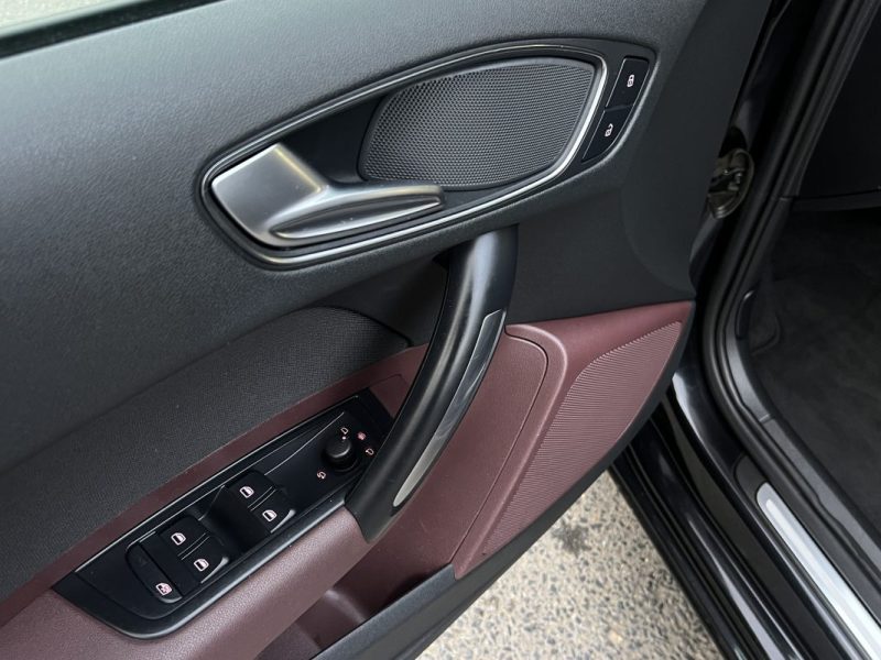 AUDI A1 SPORTBACK AMBITION LUXE 1.6 TDI 90 Cv 1ERE MAIN / BOITE AUTOMATIQUE 5 PORTES - GARANTIE 1 AN