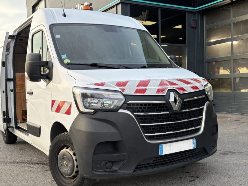 RENAULT MASTER III PHASE 2 FOURGON GRAND CONFORT 2.3 DCI 135 Cv F3500 L3H3 3 PLACES - GARANTIE 1 AN