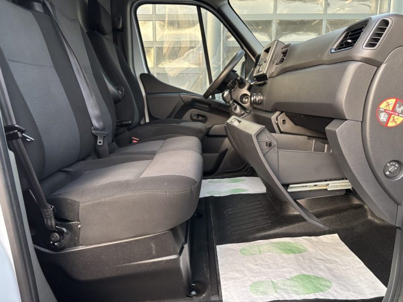 RENAULT MASTER III PHASE 2 FOURGON GRAND CONFORT 2.3 DCI 135 Cv F3500 L3H3 3 PLACES - GARANTIE 1 AN