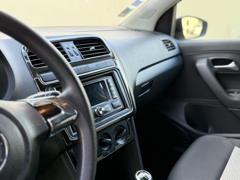 VOLKSWAGEN POLO V 1L6 TDI 75CV TRENDLINE 2010 232 000KM 