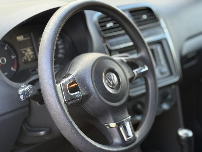 VOLKSWAGEN POLO V 1L6 TDI 75CV TRENDLINE 2010 232 000KM 
