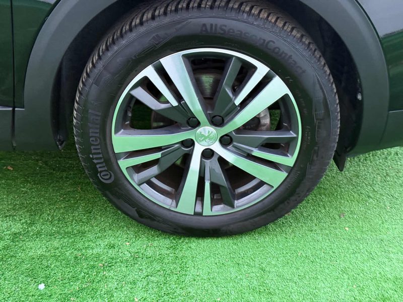 PEUGEOT 3008 - 2 1.2 PURETECH 130CH S&S ALLURE PACK EAT8 GARANTIE 12 MOIS 2022