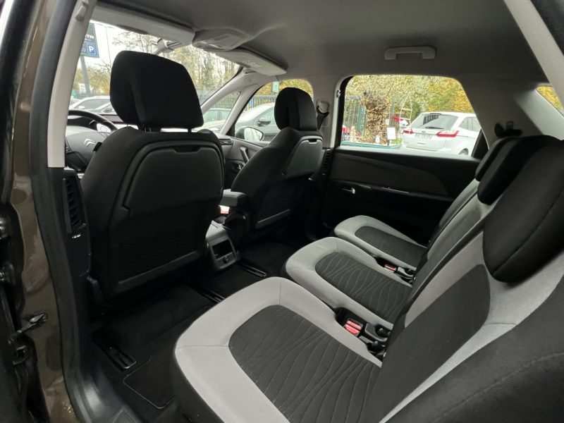 CITROEN C4 PICASSO II 1.6 E HDI 115 Cv 1ERE MAIN / ECRAN TACTILE BVM6 CRIT AIR 2 - GARANTIE 1 AN