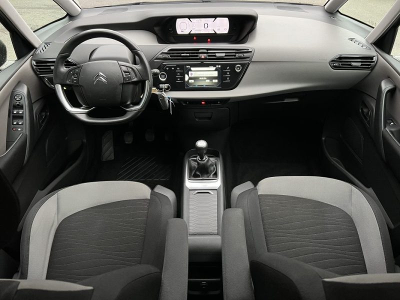 CITROEN C4 PICASSO II 1.6 E HDI 115 Cv 1ERE MAIN / ECRAN TACTILE BVM6 CRIT AIR 2 - GARANTIE 1 AN