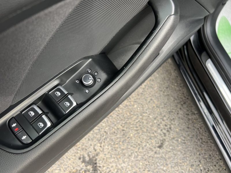 AUDI A3 III PHASE 2 SPORTBACK 1.0 TFSI 115 Cv 1ERE MAIN / GPS CRIT AIR 2 5 PORTES - GARANTIE 1 AN