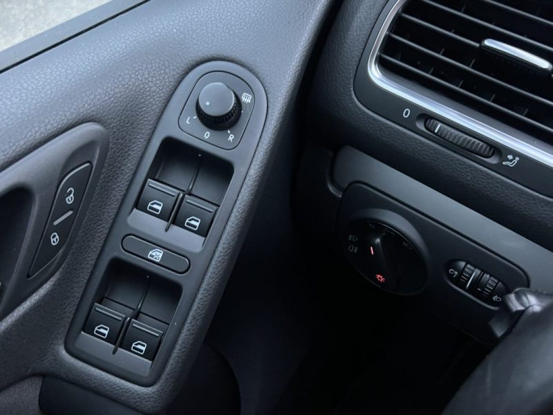 VOLKSWAGEN GOLF 6 VI 1.6 TDI 105 Cv 5 PORTES 76 900 Kms / CRIT AIR 2 - GARANTIE 1 AN