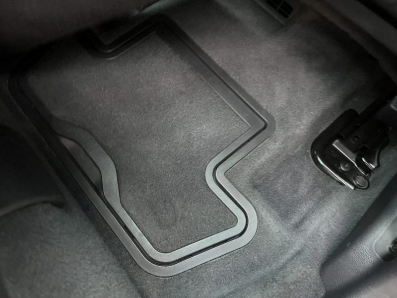 PEUGEOT 3008 (2) FELINE 1.6 Hdi 120 BOITE AUTO CUIR TOIT PANO ATTELAGE GPS CritAir2- GARANTIE 1 AN