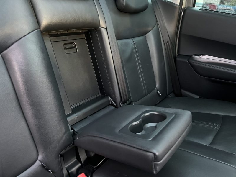 PEUGEOT 3008 (2) FELINE 1.6 Hdi 120 BOITE AUTO CUIR TOIT PANO ATTELAGE GPS CritAir2- GARANTIE 1 AN