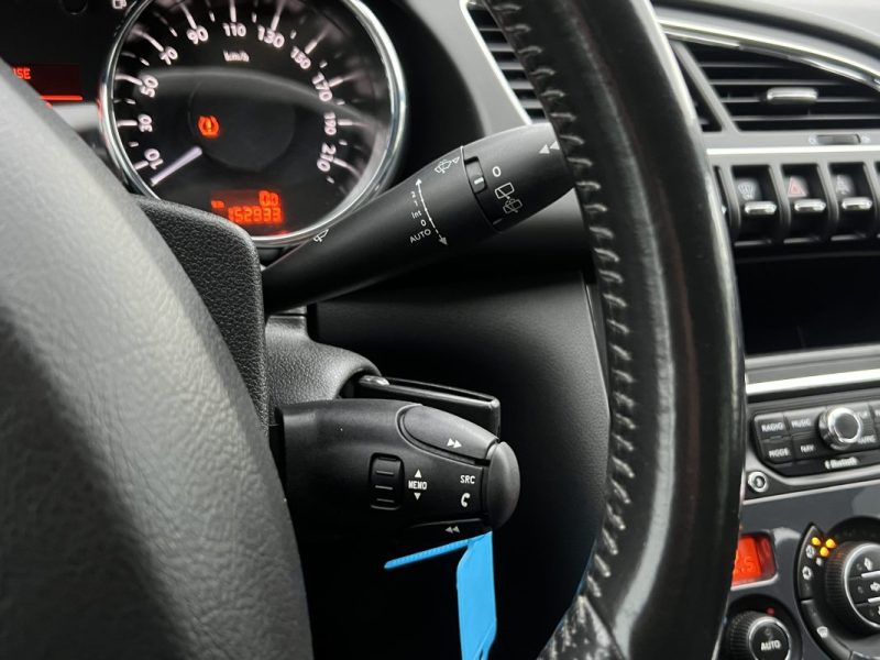 PEUGEOT 3008 (2) FELINE 1.6 Hdi 120 BOITE AUTO CUIR TOIT PANO ATTELAGE GPS CritAir2- GARANTIE 1 AN