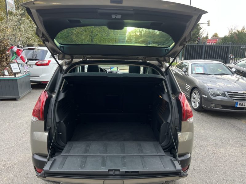 PEUGEOT 3008 (2) FELINE 1.6 Hdi 120 BOITE AUTO CUIR TOIT PANO ATTELAGE GPS CritAir2- GARANTIE 1 AN