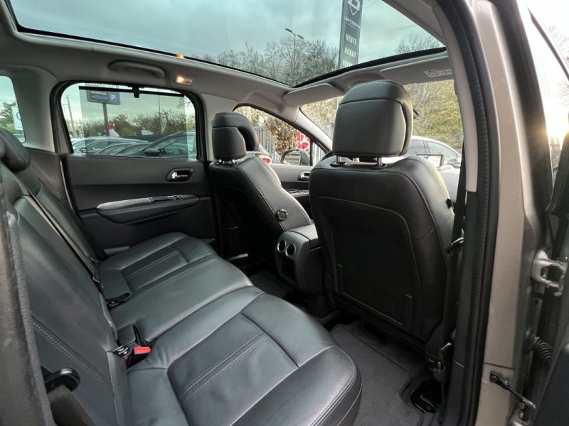 PEUGEOT 3008 (2) FELINE 1.6 Hdi 120 BOITE AUTO CUIR TOIT PANO ATTELAGE GPS CritAir2- GARANTIE 1 AN