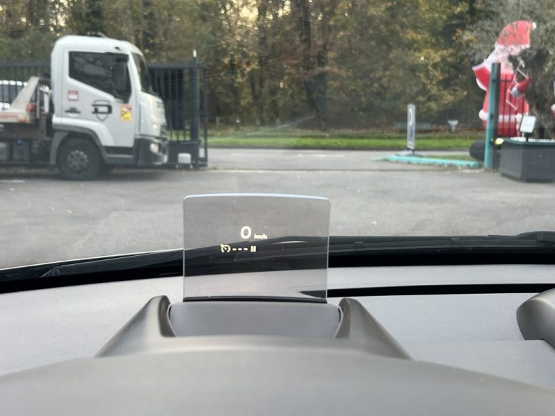 PEUGEOT 3008 (2) FELINE 1.6 Hdi 120 BOITE AUTO CUIR TOIT PANO ATTELAGE GPS CritAir2- GARANTIE 1 AN