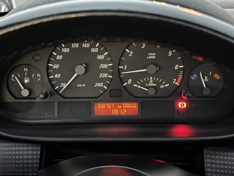 BMW SERIE 3 E46 CABRIOLET 318i 2.0i 143 Cv ORIGINE FRANCE - GARANTIE 1 AN