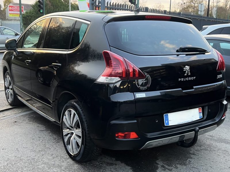 PEUGEOT 3008 (2) CROSSWAY 1.6 Hdi 120 BOITE AUTO CUIR TOIT PANO ATTELAGE GPS CritAir2- GARANTIE 1 AN