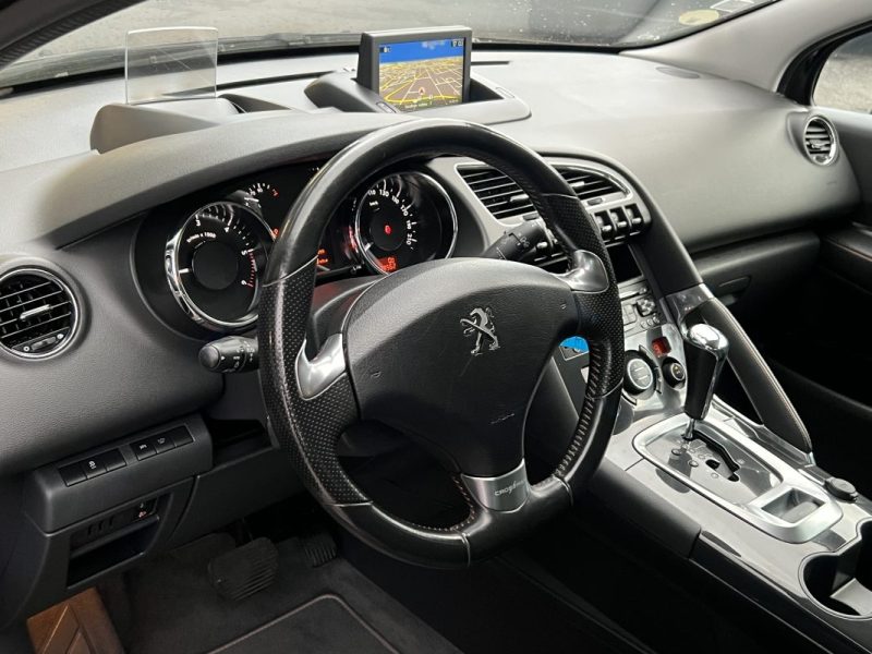 PEUGEOT 3008 (2) CROSSWAY 1.6 Hdi 120 BOITE AUTO CUIR TOIT PANO ATTELAGE GPS CritAir2- GARANTIE 1 AN