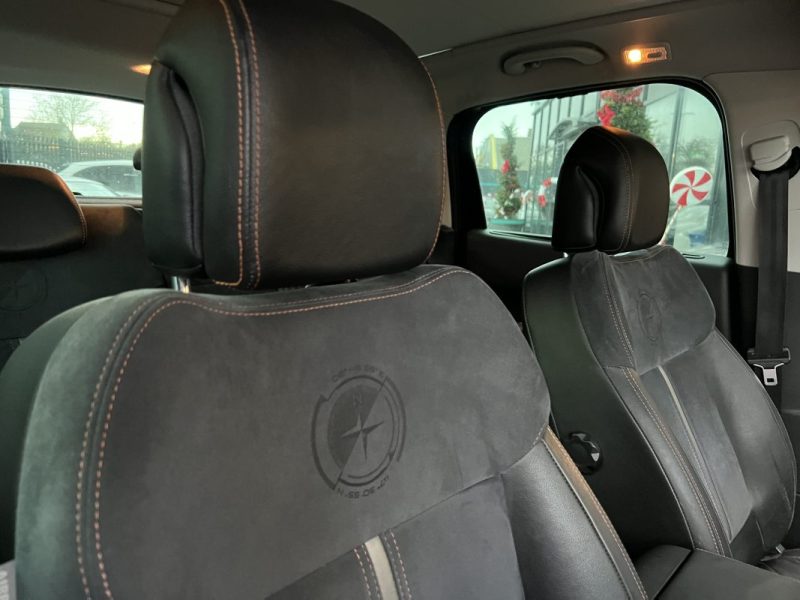 PEUGEOT 3008 (2) CROSSWAY 1.6 Hdi 120 BOITE AUTO CUIR TOIT PANO ATTELAGE GPS CritAir2- GARANTIE 1 AN