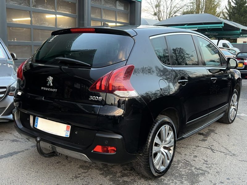 PEUGEOT 3008 (2) CROSSWAY 1.6 Hdi 120 BOITE AUTO CUIR TOIT PANO ATTELAGE GPS CritAir2- GARANTIE 1 AN